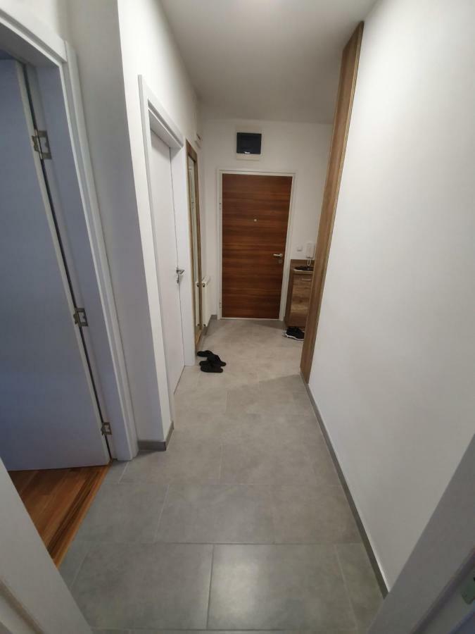 Apartman Lux Doboj Bagian luar foto