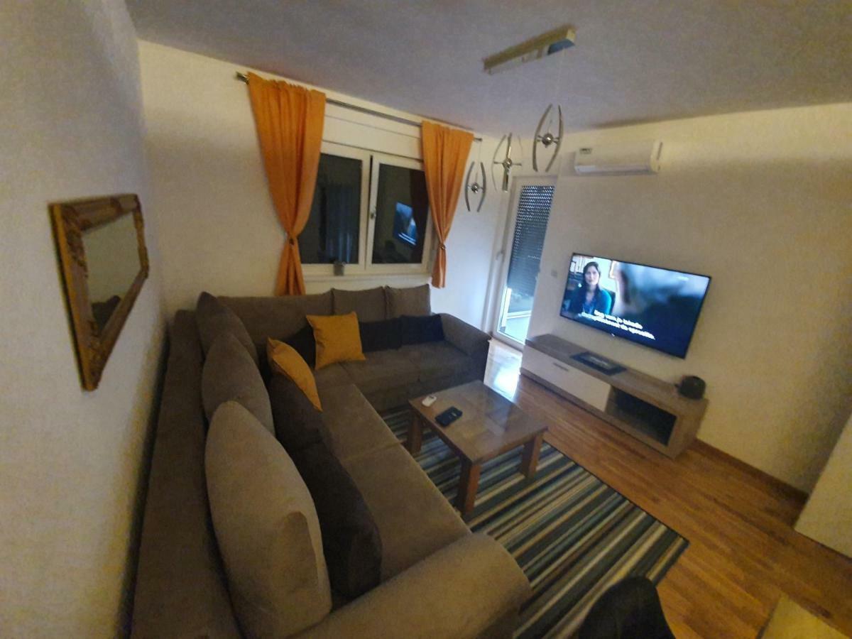 Apartman Lux Doboj Bagian luar foto