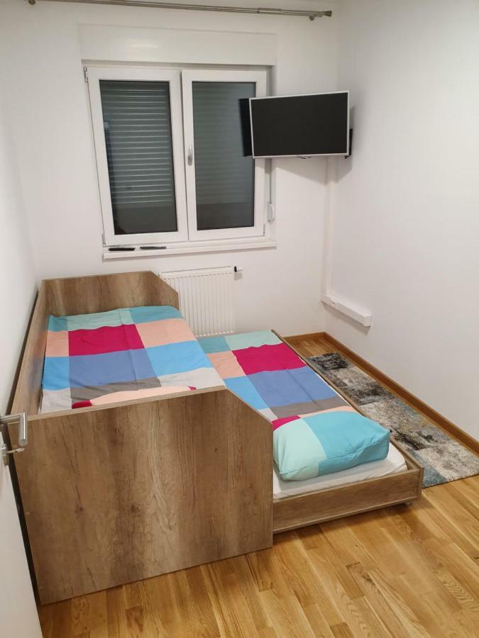 Apartman Lux Doboj Bagian luar foto